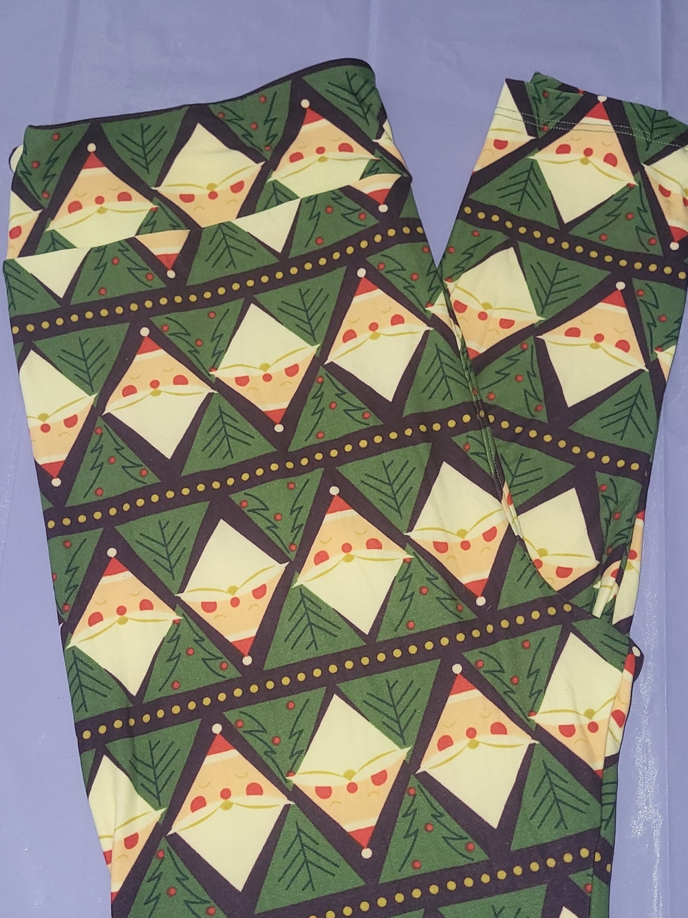 lularoe tc2  leggings Christmas Santa Green Red